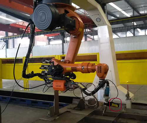 創(chuàng)想智控激光位移傳感器應(yīng)用于焊縫尋位、掃描