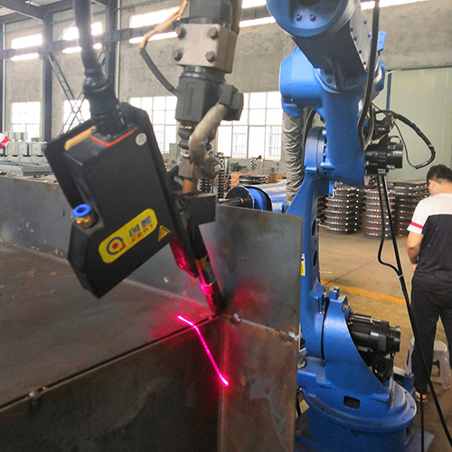 焊接機器人焊槍角度怎么調